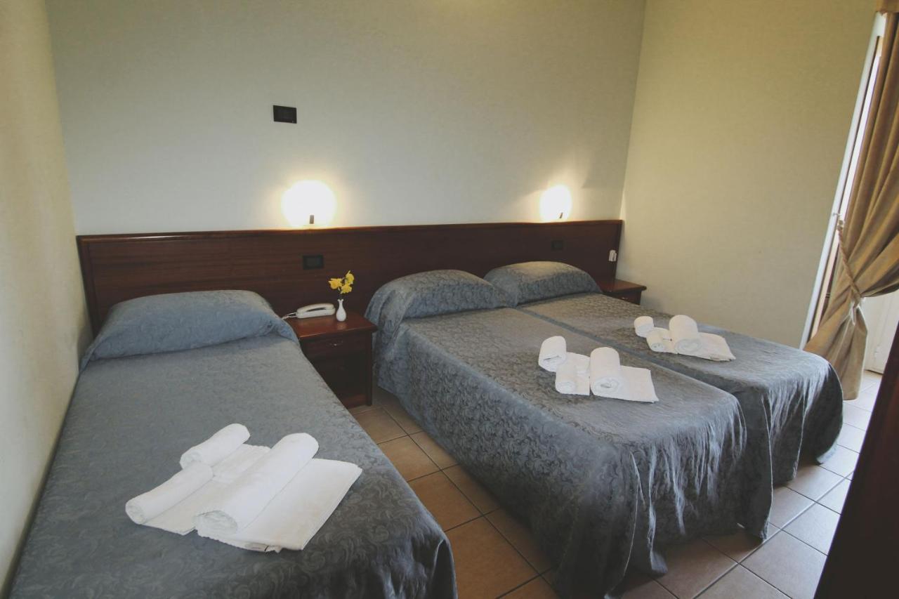 Hotel San Marco Francavilla Al Mare Bagian luar foto